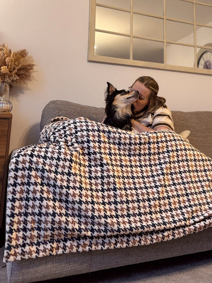 Acorn Acres Blanket - Cosy Size