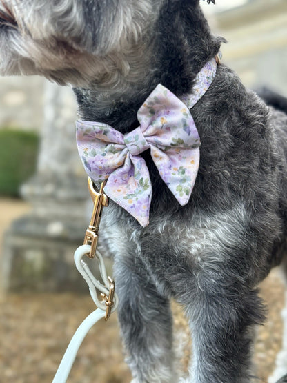 Vintage Violets Adjustable Collar